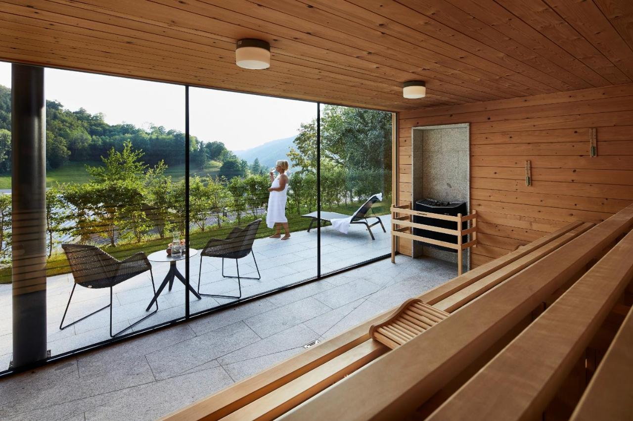 Elzland Hotel Pfauen Wellness & Spa Elzach Eksteriør bilde