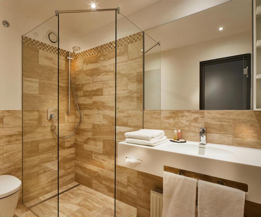 Elzland Hotel Pfauen Wellness & Spa Elzach Eksteriør bilde