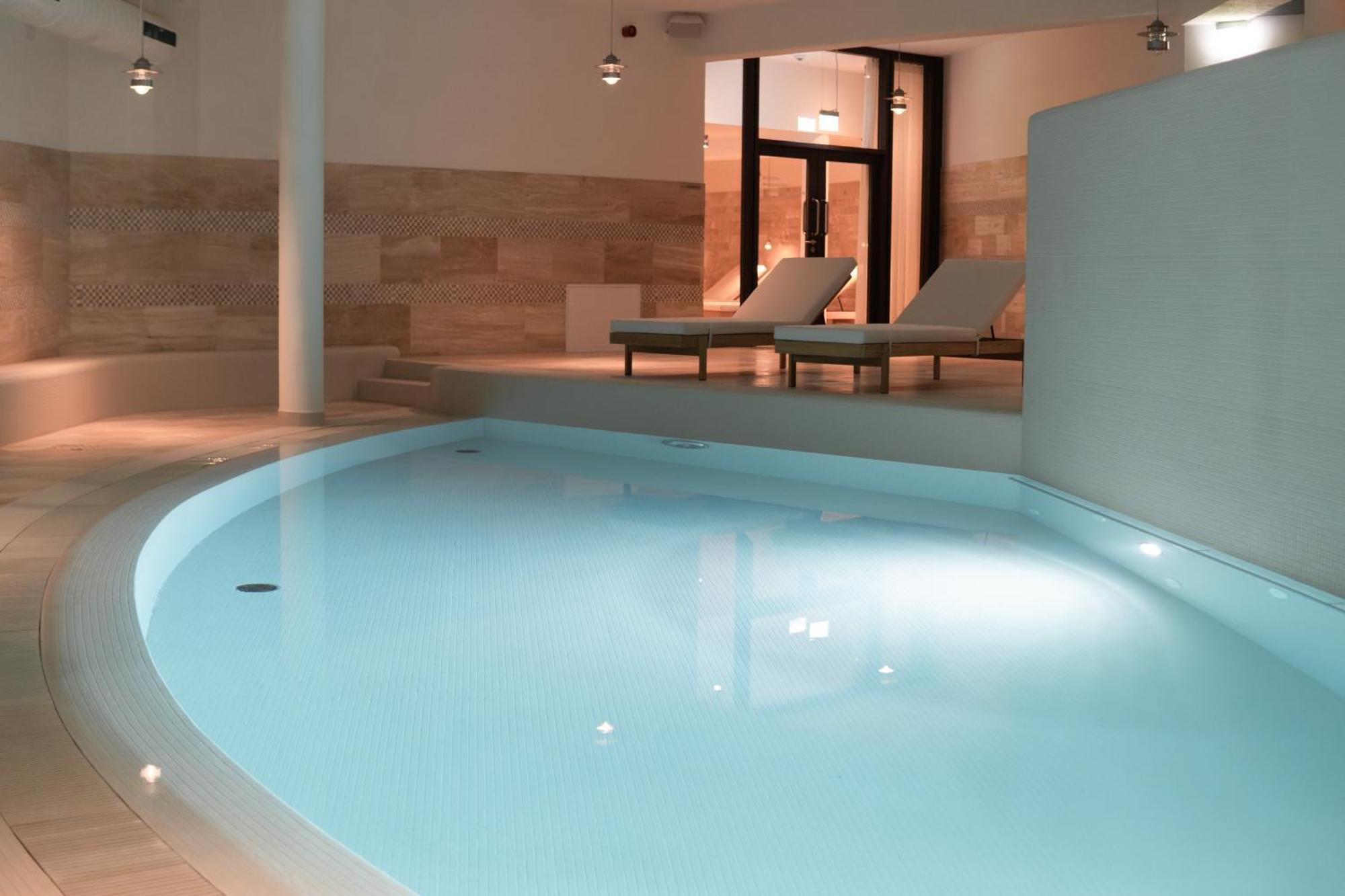 Elzland Hotel Pfauen Wellness & Spa Elzach Eksteriør bilde